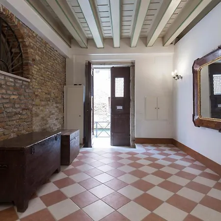 לינה וארוחת בוקר Zaguri ונציה