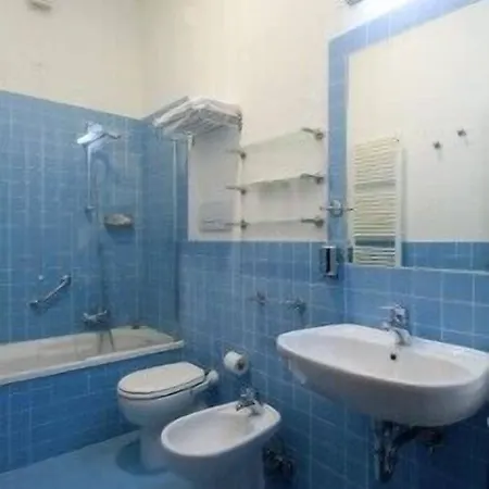 Zaguri Oda ve Kahvaltı 3*